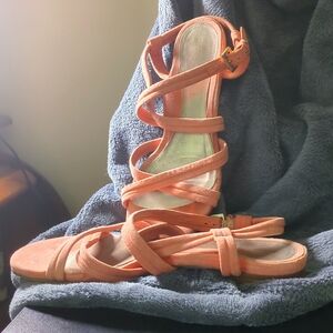 Dana Davis sandals size 9